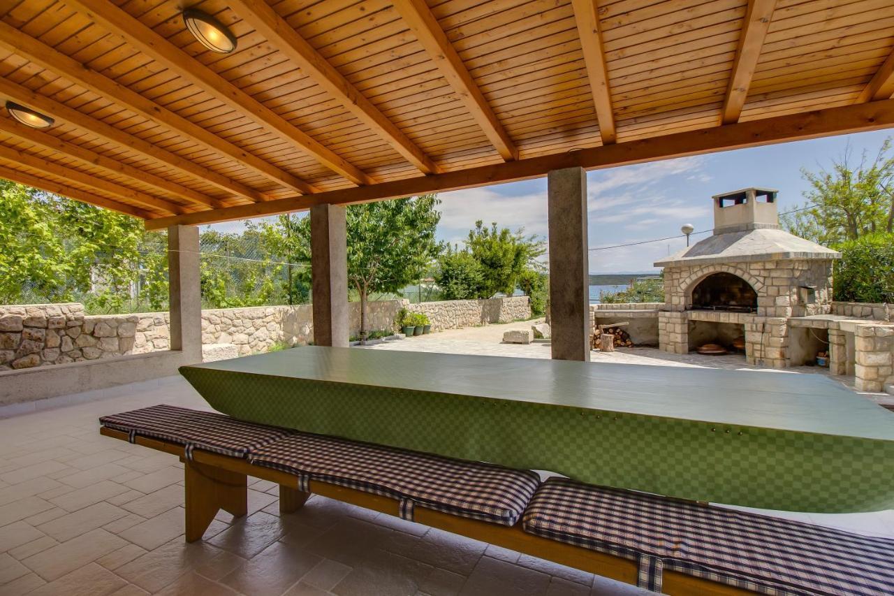 Apartments And Rooms By The Sea Nerezine, Losinj - 11815 Exterior foto